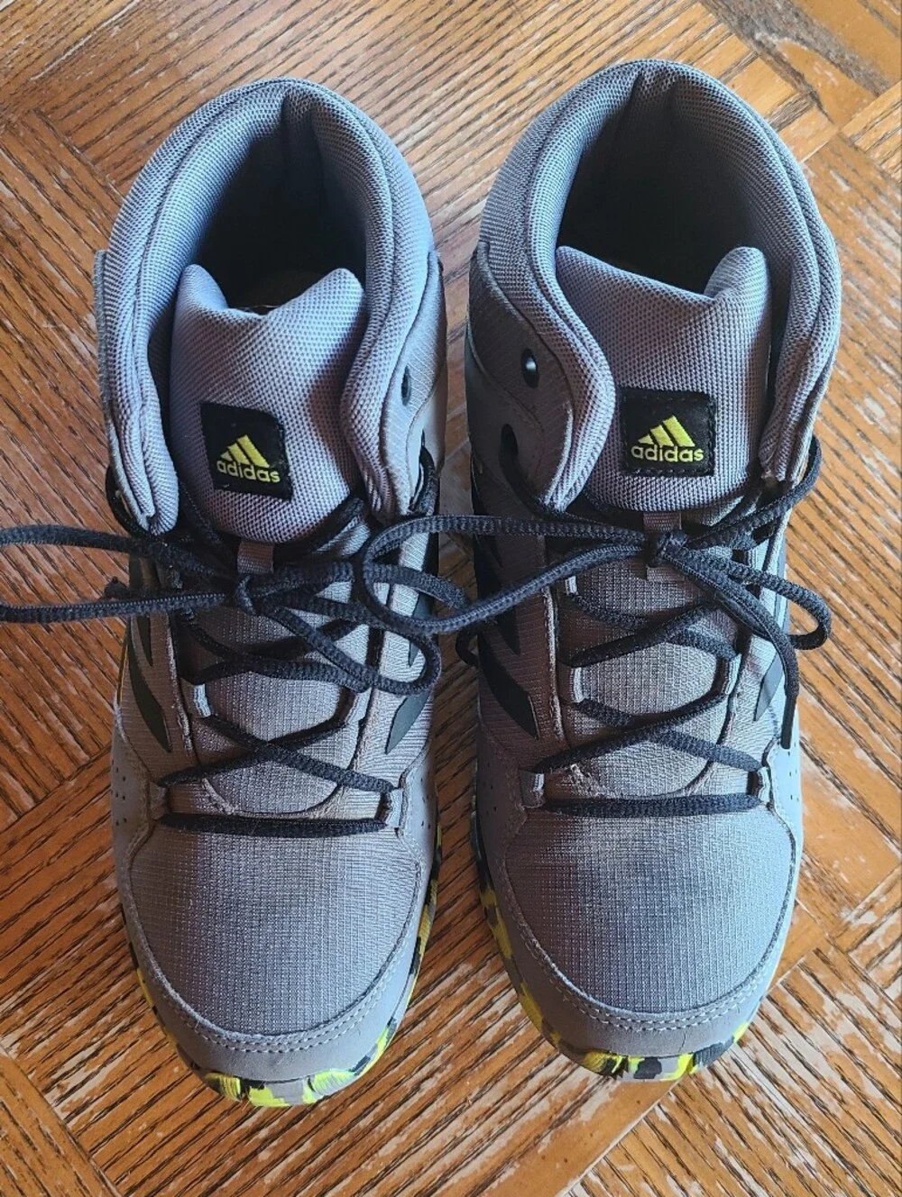 Adidas Terrex Kids Trail Boots, size 4.5, Gore-tex Membranes, Insulated